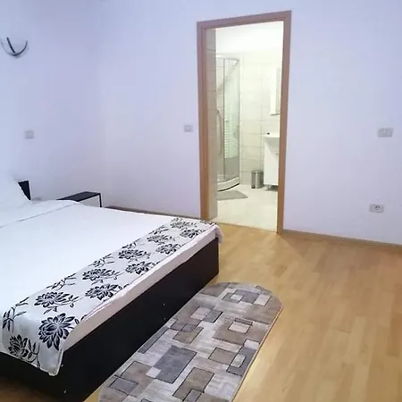 Casa Giovanni * Sîmbăta de Sus